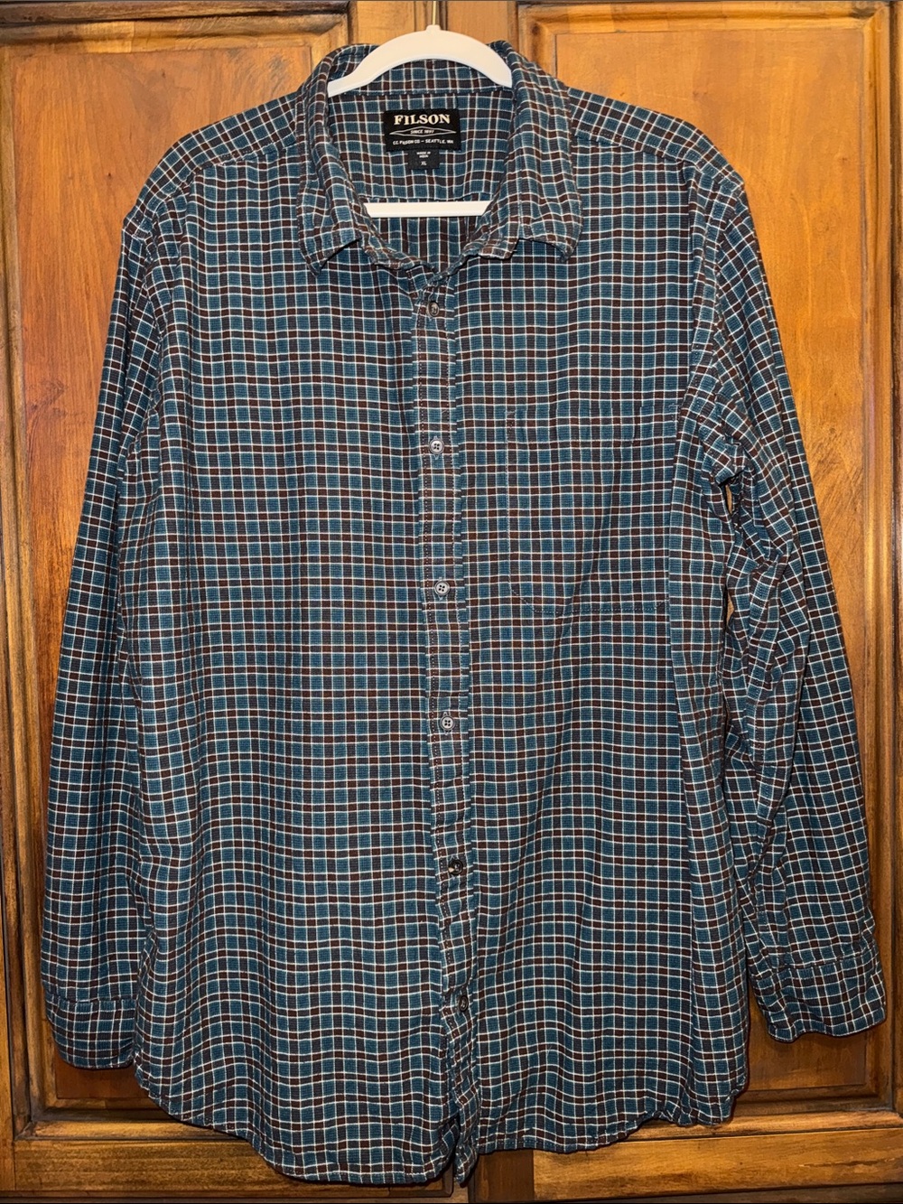 Filson Shirt Plaid Flannel Long Sleeve Button Up Casual Outdoor size XL.